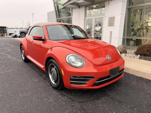 2018 Volkswagen Beetle 2.0T Coast