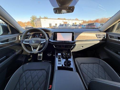 2026 Volkswagen Atlas 2.0T SEL Premium R-Line 4MOTION