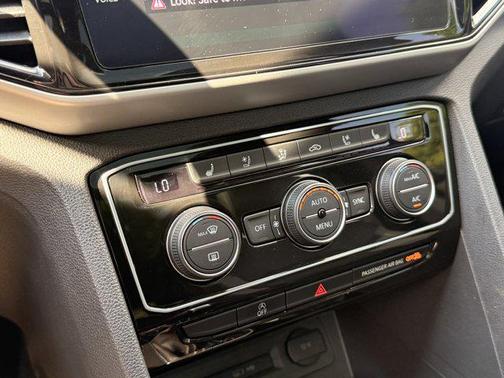 2021 Volkswagen Atlas Cross Sport 3.6L V6 SEL Premium R-Line