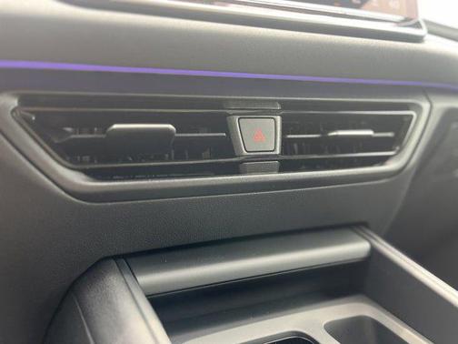 2025 Volkswagen Tiguan 2.0T SE 4MOTION
