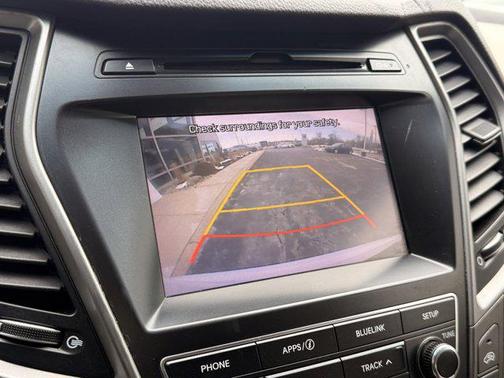 2018 Hyundai SANTA FE SE