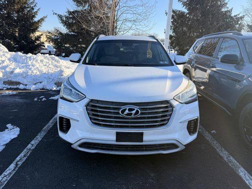 2018 Hyundai SANTA FE SE
