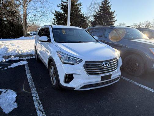 2018 Hyundai SANTA FE SE