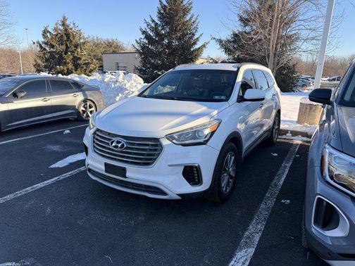 2018 Hyundai SANTA FE SE