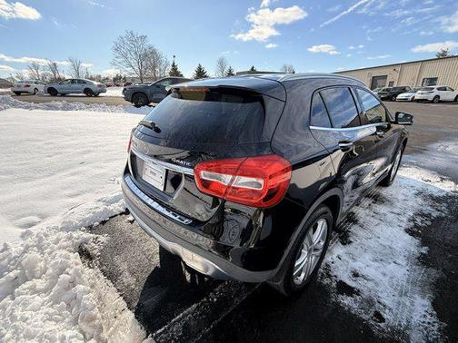 2022 Mercedes-Benz GLB 250 4MATIC