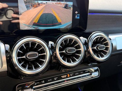 2022 Mercedes-Benz GLB 250 4MATIC