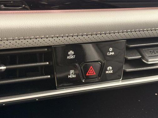 2026 Volkswagen Atlas Peak Edition