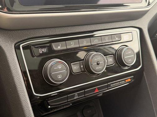 2023 Volkswagen Atlas 3.6L SEL Premium