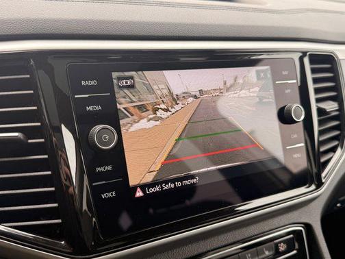 2023 Volkswagen Atlas 3.6L SEL Premium