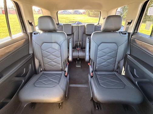 2026 Volkswagen Atlas 2.0T SE w/Technology 4MOTION