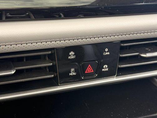 2026 Volkswagen Atlas Peak Edition