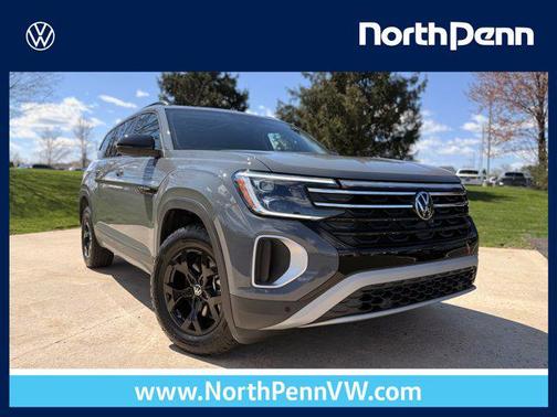 Pure Gray 2025 Volkswagen Atlas 2.0T Peak Edition