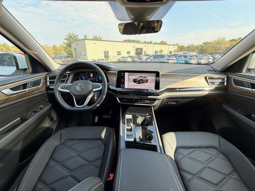 2026 Volkswagen Atlas 2.0T SE w/Technology 4MOTION