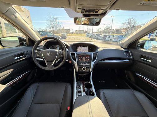 2017 Acura TLX V6 w/Advance Package