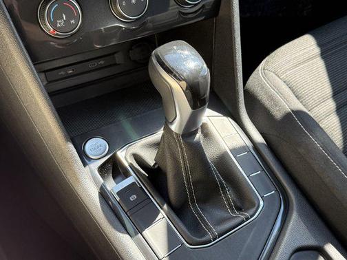 2022 Volkswagen Tiguan 2.0T S