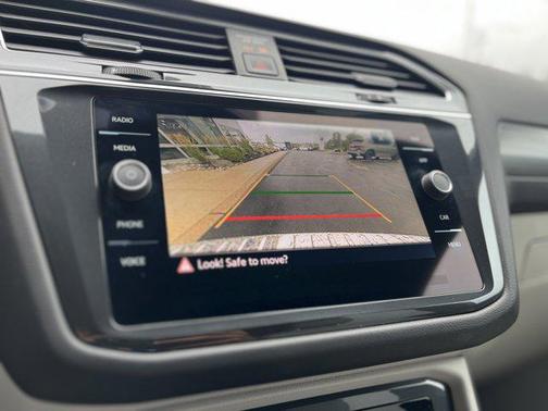 2022 Volkswagen Tiguan 2.0T SEL R-Line 4MOTION