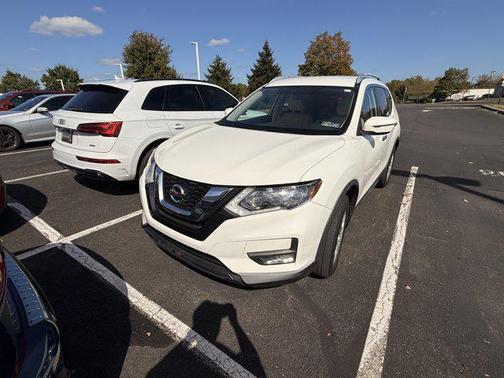 2017 Nissan Rogue SV
