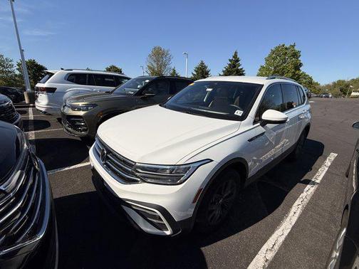 2022 Volkswagen Tiguan 2.0T SE 4MOTION
