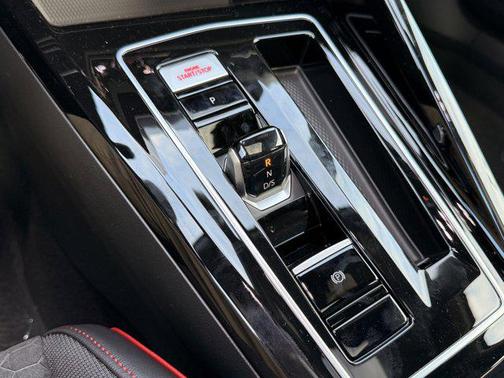 2026 Volkswagen Golf GTI 2.0T SE DSG