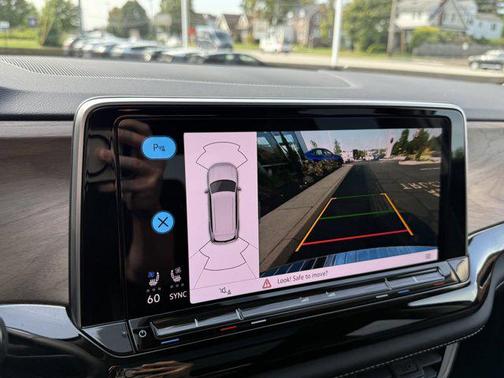 2024 Volkswagen Atlas 2.0T SE w/Technology 4MOTION
