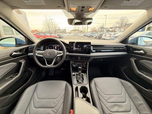 2025 Volkswagen Jetta 1.5T SEL