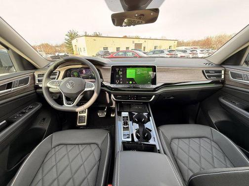 2026 Volkswagen Atlas 2.0T SEL Premium R-Line 4MOTION