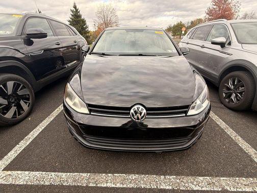 2016 Volkswagen Golf TSI S 4-Door