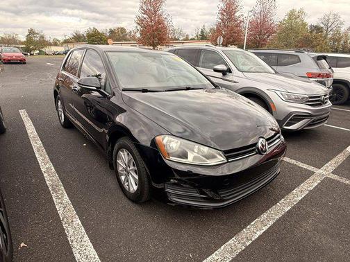 2016 Volkswagen Golf TSI S 4-Door