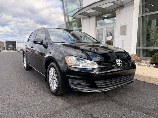 2016 Volkswagen Golf TSI S 4-Door