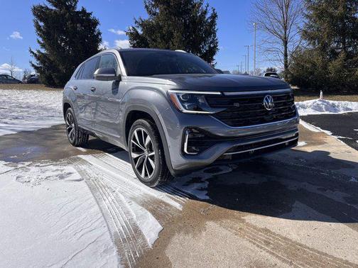 2025 Volkswagen Atlas Cross Sport 2.0T SEL Premium