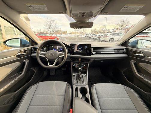 2025 Volkswagen Jetta 1.5T SE