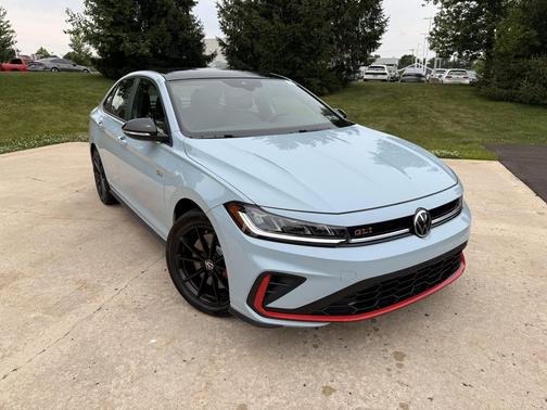 Monument Gray w/Deep Black Roof 2026 Volkswagen Jetta GLI 2.0T Autobahn