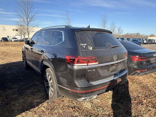 2023 Volkswagen Atlas 3.6L SEL Premium