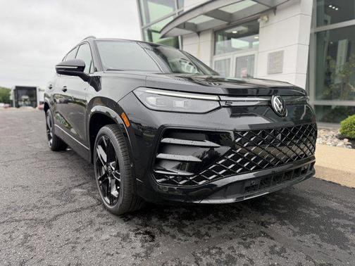2025 Volkswagen Tiguan 2.0T SE R-Line Black 4MOTION