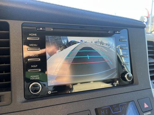 2020 Toyota Sienna XLE