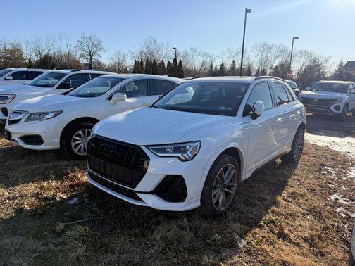 2022 Audi Q3 45 S line Premium Plus
