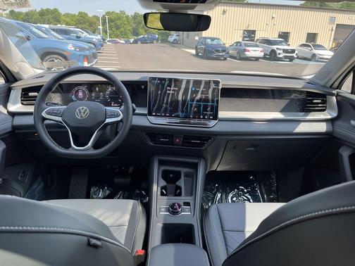 White 2026 Volkswagen Tiguan 2.0T SE