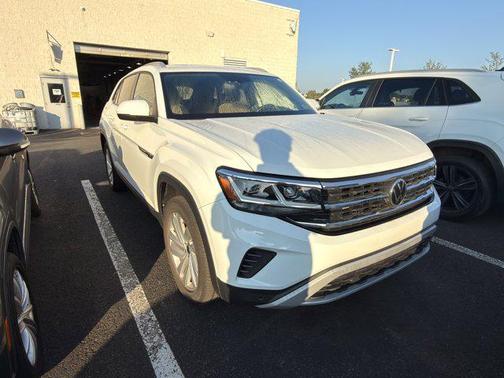 2022 Volkswagen Atlas Cross Sport 3.6L V6 SE w/Technology