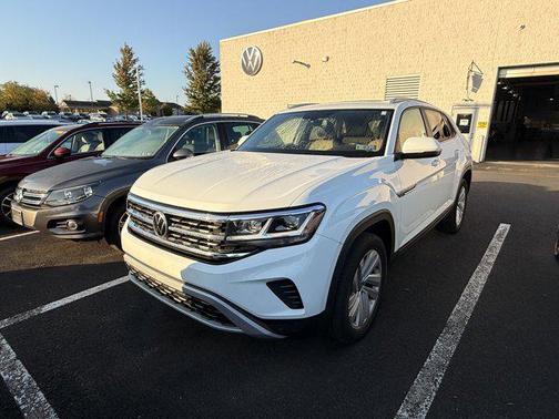 2022 Volkswagen Atlas Cross Sport 3.6L V6 SE w/Technology