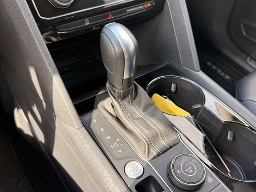 2023 Volkswagen Atlas 3.6L SE w/Technology