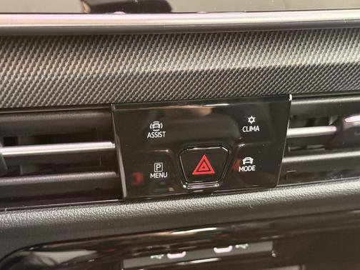 Pure White 2026 Volkswagen Golf R 2.0T DSG