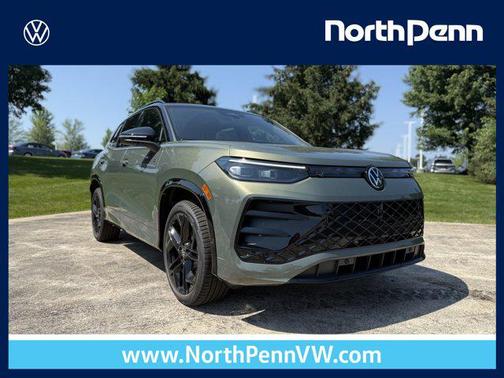Avocado Green w/Deep Black Roof 2026 Volkswagen Tiguan 2.0T SE R-Line Black 4MOTION SUV