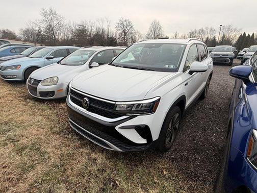 2024 Volkswagen Taos 1.5T SE