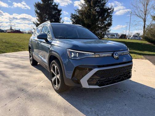 2026 Volkswagen Taos SEL