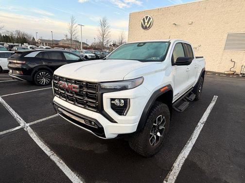 Summit White 2024 GMC Canyon AT4X