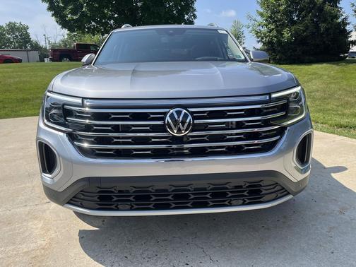 silver mist metallic 2026 Volkswagen Atlas 2.0T SEL
