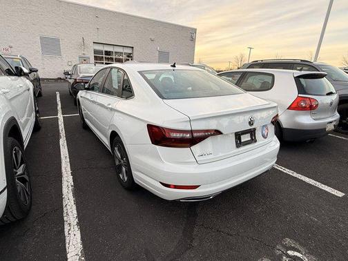 2019 Volkswagen Jetta 1.4T R-Line