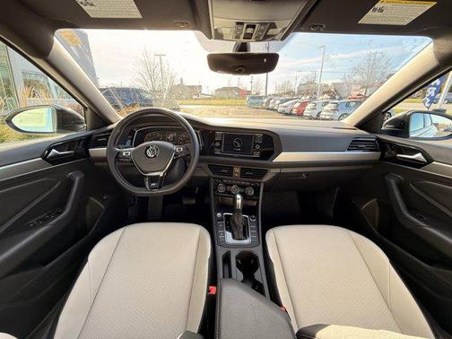 2020 Volkswagen Jetta 1.4T R-Line