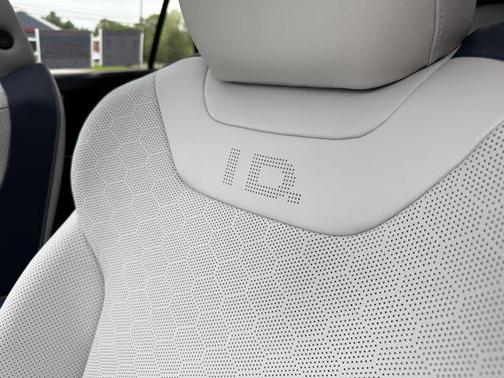 2025 Volkswagen ID.4 Pro