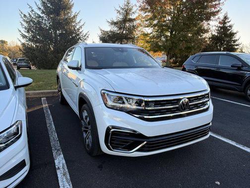 2023 Volkswagen Atlas Cross Sport 3.6L V6 SEL Premium R-Line